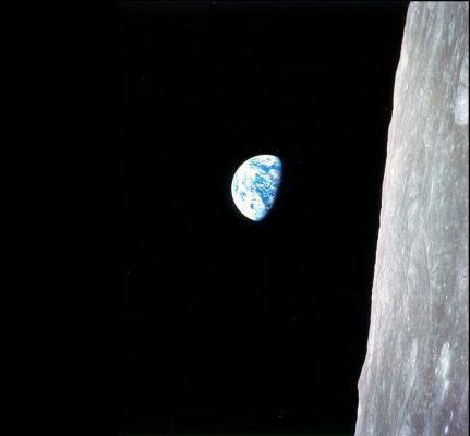 Earthrise - Original Perspective